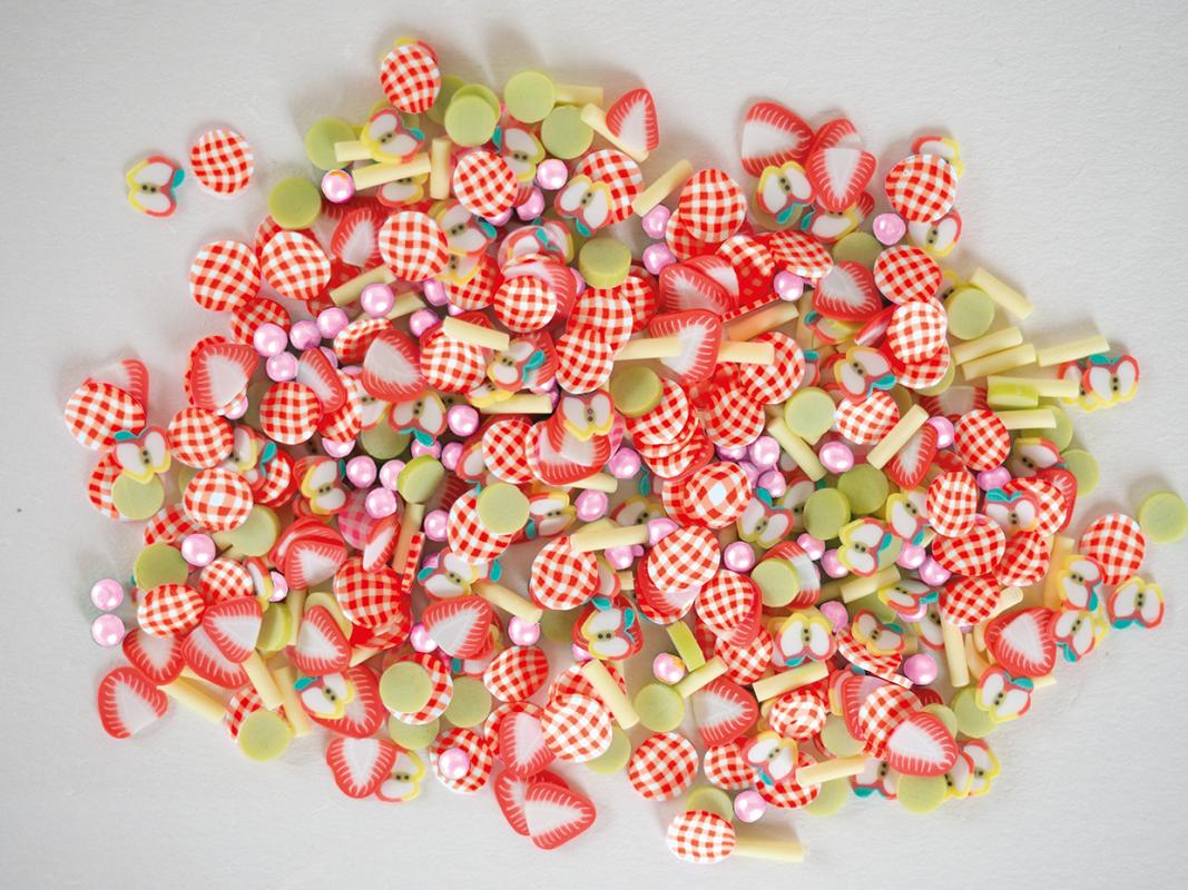 LR0070 Shakables Picnic Time